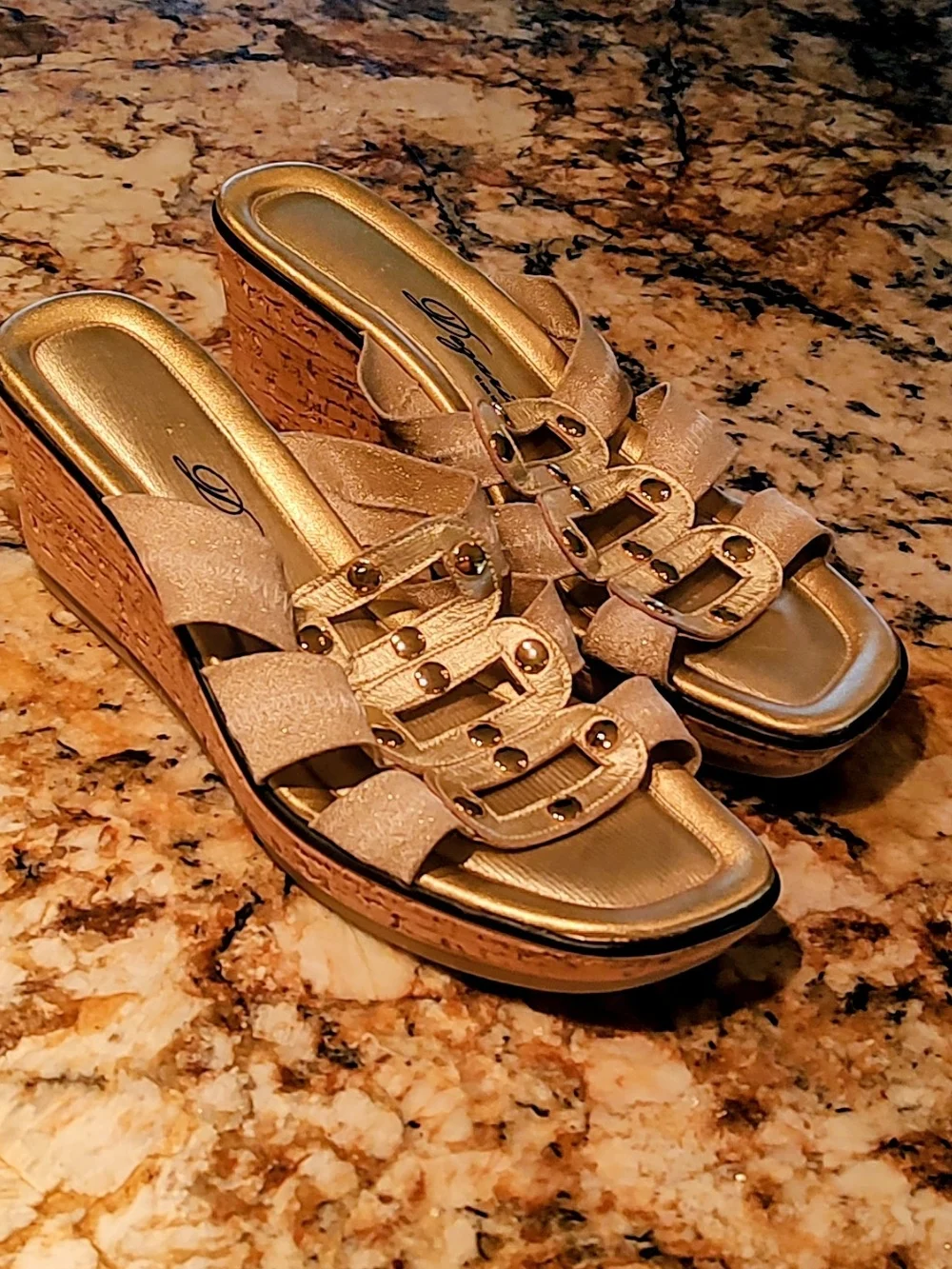 Dezario Gold Wedge Sandals